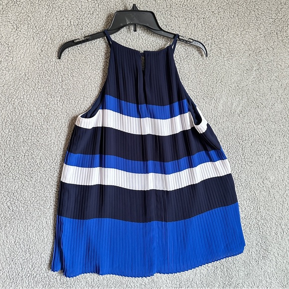 Michael Michael Kors Striped Sleeveless Pleated Top - Picture 2 of 8